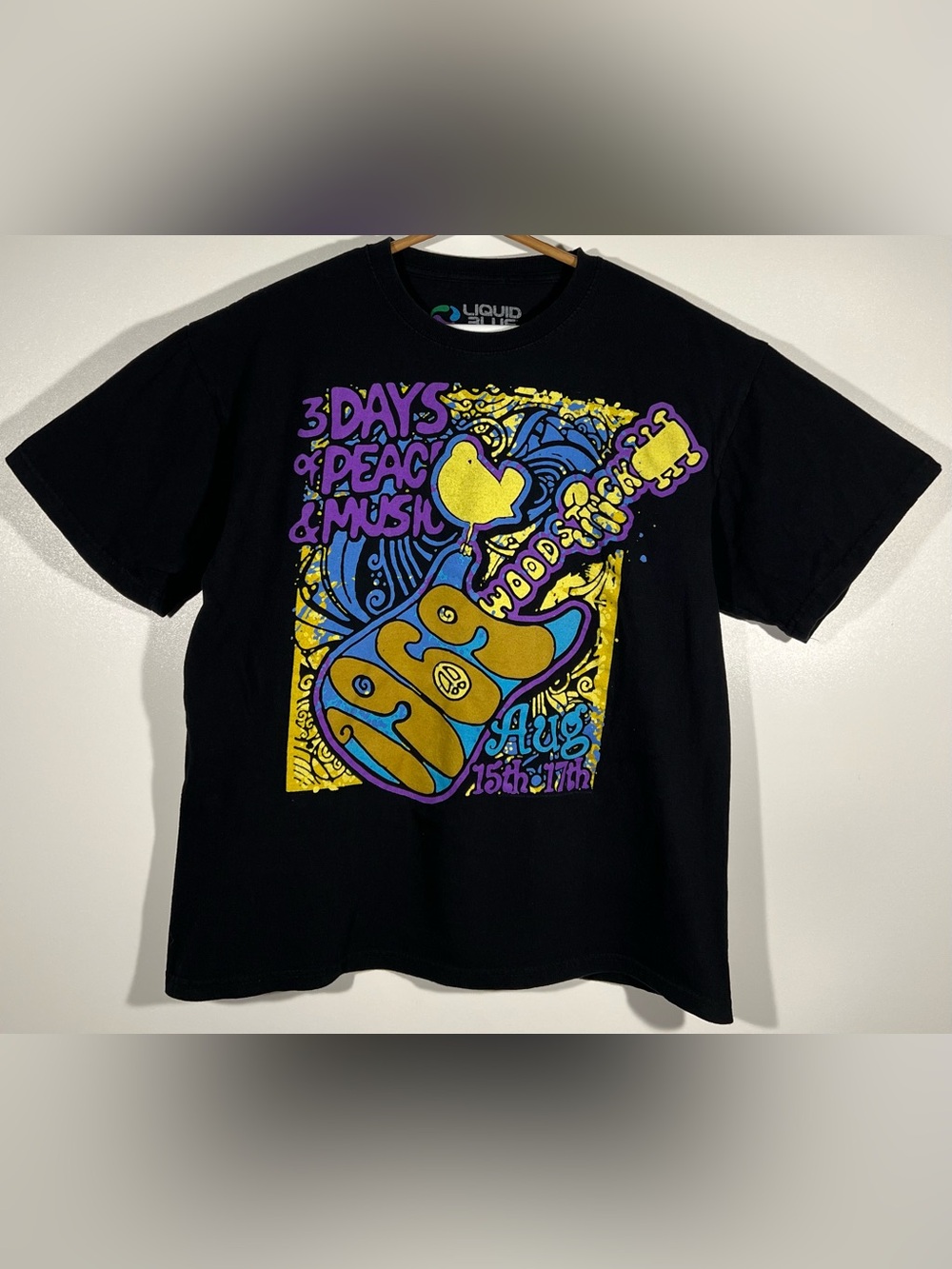 Liquid Blue Woodstock 1969 3 Days of Peace Music T Shirt L Guitar Psychedelic